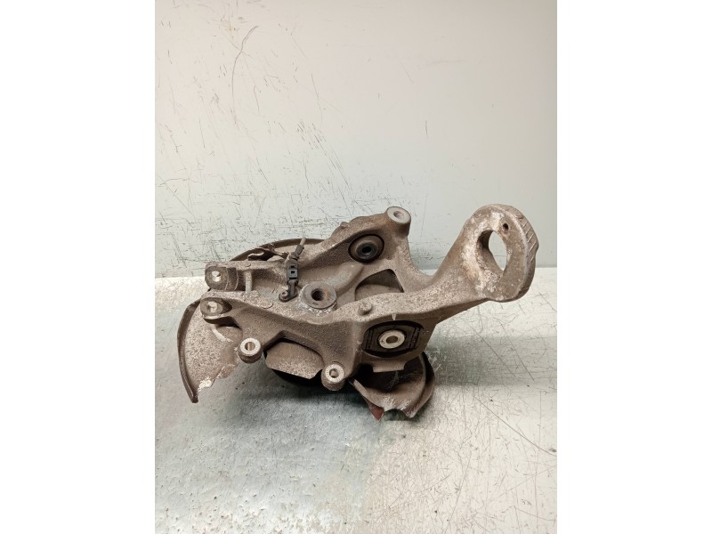 Recambio de mangueta trasera derecha para audi a5 coupe (8t) 2.7 tdi referencia OEM IAM   