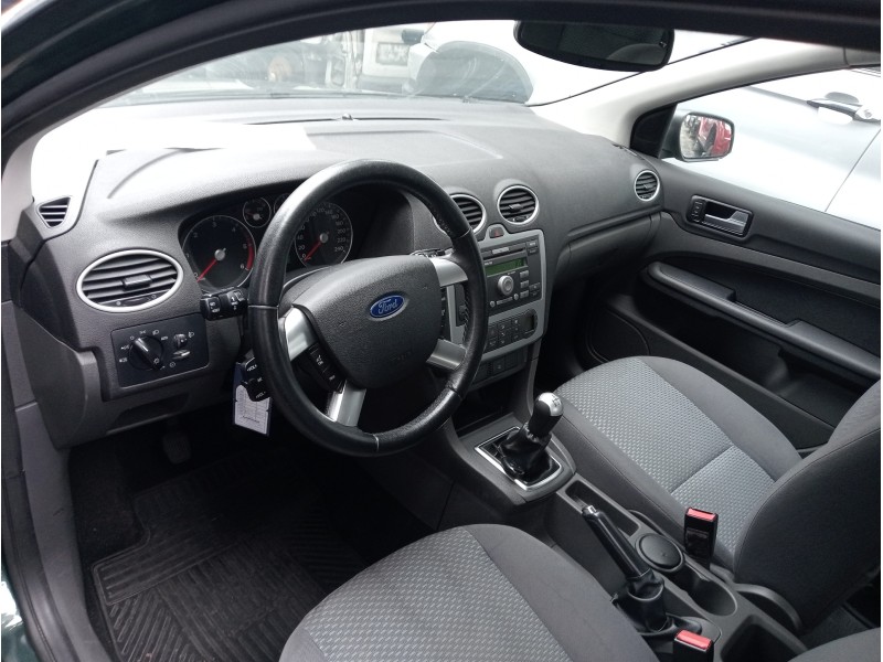 ford focus berlina (cap) del año 2005