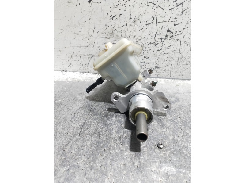 Recambio de bomba freno para renault trafic combi (ab 4.01) 29 ln combi9 acristalado referencia OEM IAM 320670082  