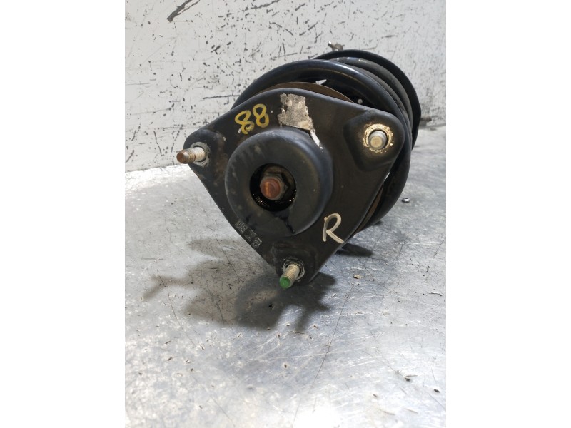 Recambio de amortiguador delantero derecho para hyundai i40 style blue referencia OEM IAM 546613ZXXX 546613Z330 