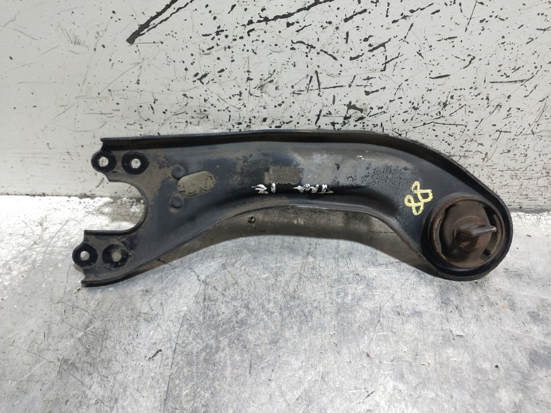 Recambio de brazo suspension inferior trasero izquierdo para hyundai i40 style blue referencia OEM IAM   