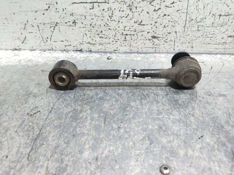 Recambio de brazo suspension superior trasero derecho para hyundai i40 style blue referencia OEM IAM   