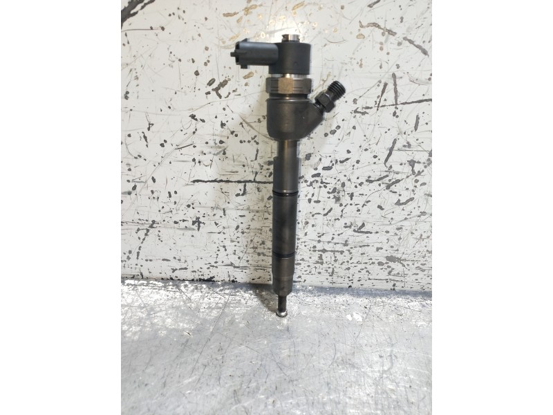 Recambio de inyector para hyundai i40 style blue referencia OEM IAM 0445110411 338002A800 