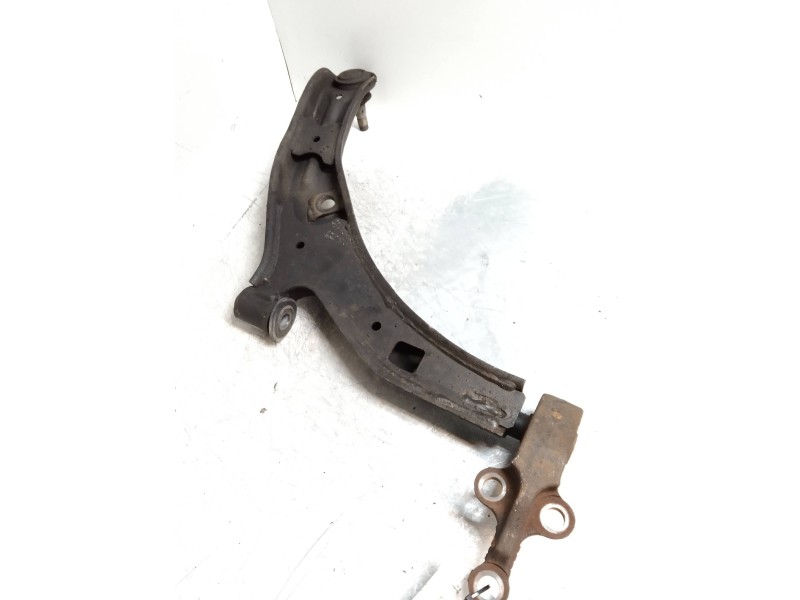 Recambio de brazo suspension inferior delantero izquierdo para nissan almera (n16/e) luxury (a,i,e) referencia OEM IAM   