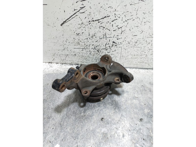 Recambio de mangueta delantera izquierda para hyundai i40 style blue referencia OEM IAM   