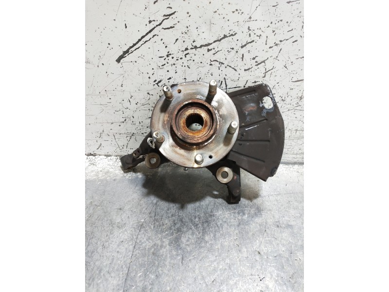 Recambio de mangueta delantera derecha para hyundai i40 style blue referencia OEM IAM   