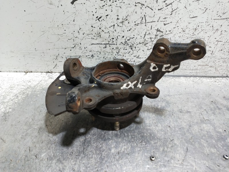 Recambio de mangueta delantera derecha para hyundai i40 style blue referencia OEM IAM   