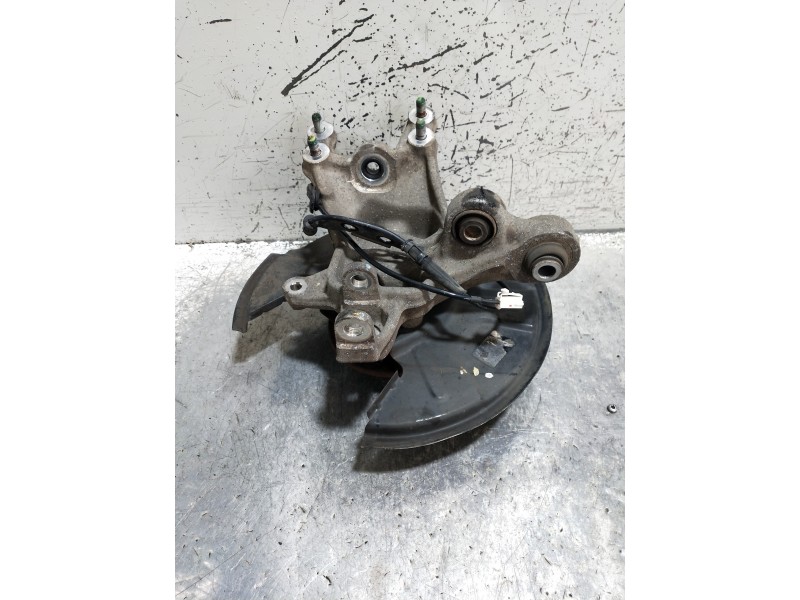 Recambio de mangueta trasera izquierda para hyundai i40 style blue referencia OEM IAM   