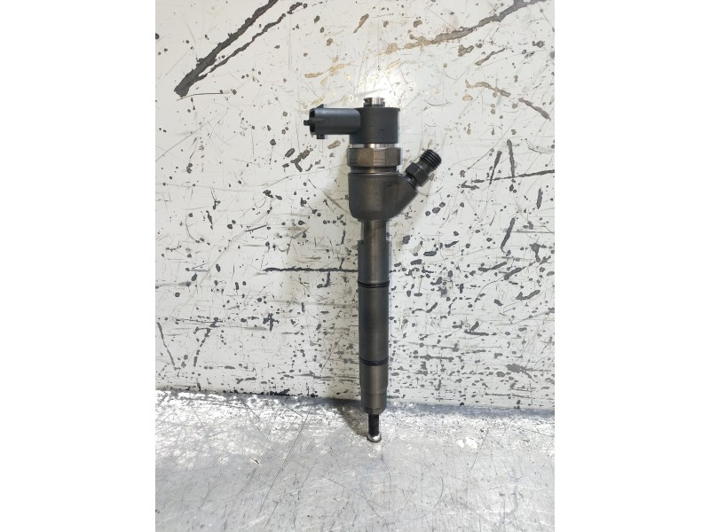 Recambio de inyector para hyundai i40 style blue referencia OEM IAM 0445110411 338002A800 