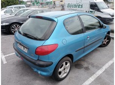 peugeot 206 berlina del año 2001 2