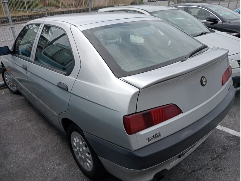 alfa romeo 146 del año 1998