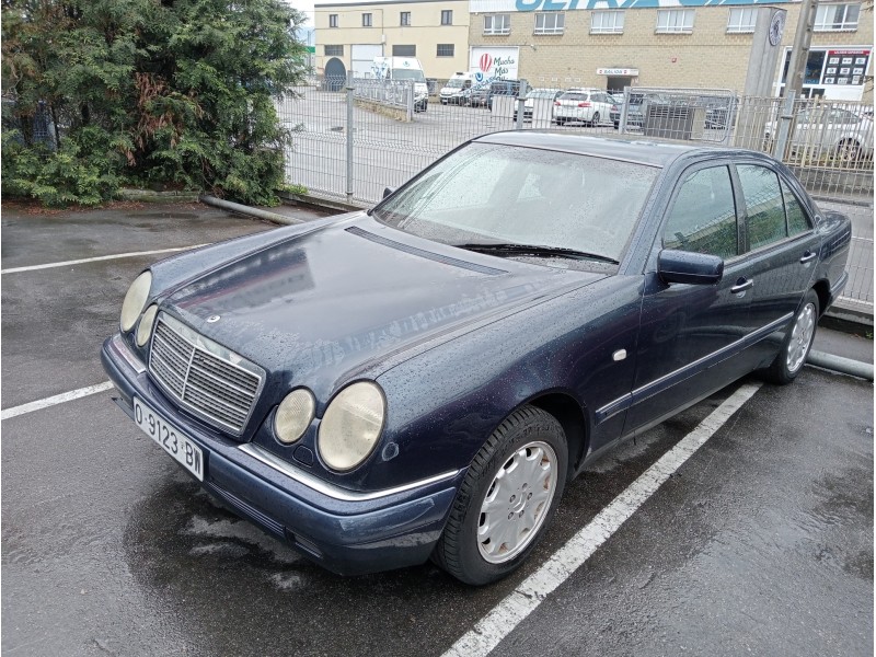 mercedes clase e (w210) berlina del año 1997