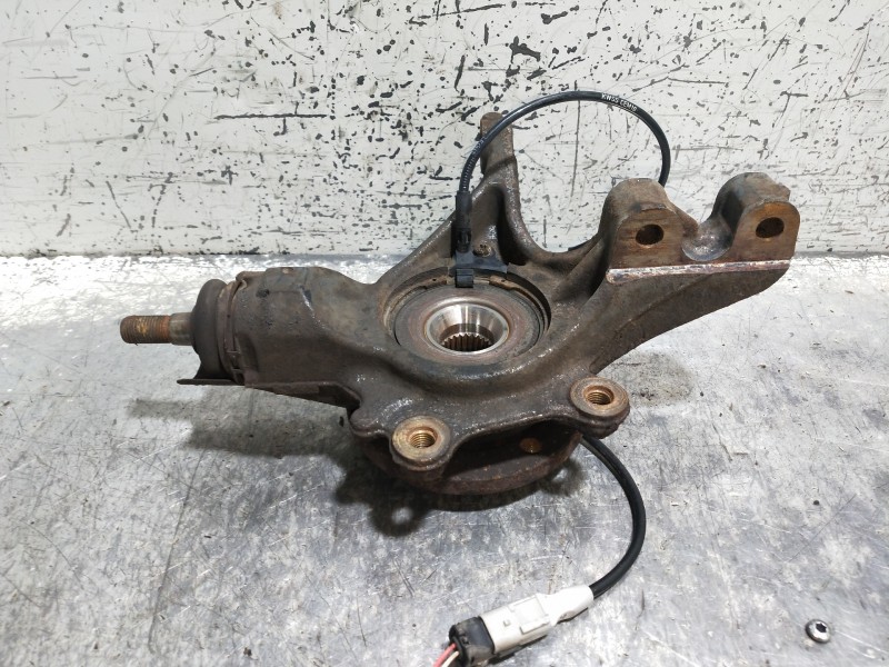 Recambio de mangueta delantera izquierda para citroen c4 picasso exclusive referencia OEM IAM 33.06  