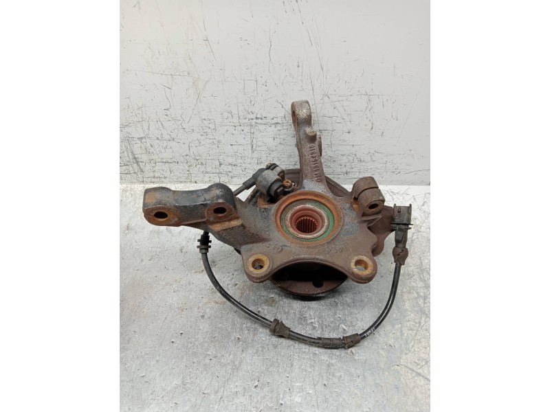 Recambio de mangueta delantera derecha para opel corsa c cosmo referencia OEM IAM   