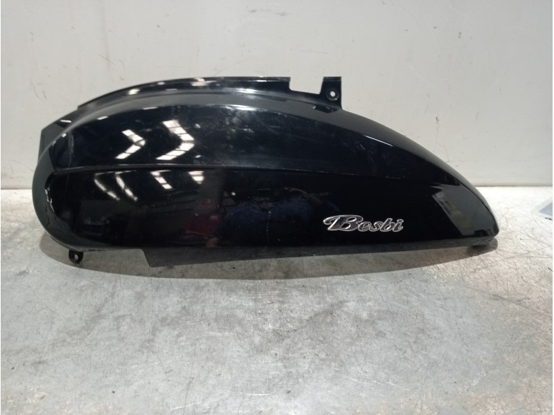 Recambio de aletin trasero derecho para daelim besbi 125 besbi 125 referencia OEM IAM   