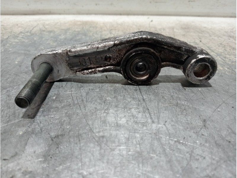 Recambio de bieleta estabilizadora delantera izquierda para daelim besbi 125 besbi 125 referencia OEM IAM   