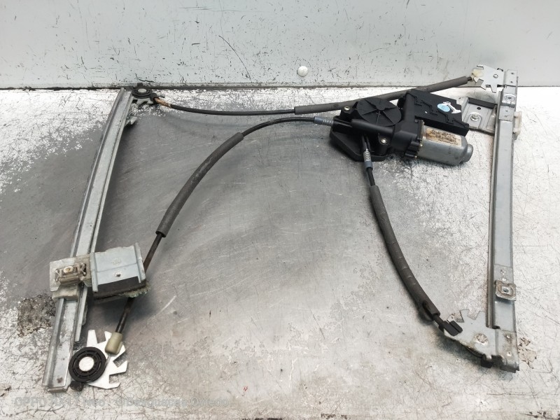 Recambio de elevalunas delantero izquierdo para volkswagen polo (9n1) conceptline referencia OEM IAM 602959802A 400703C 5P