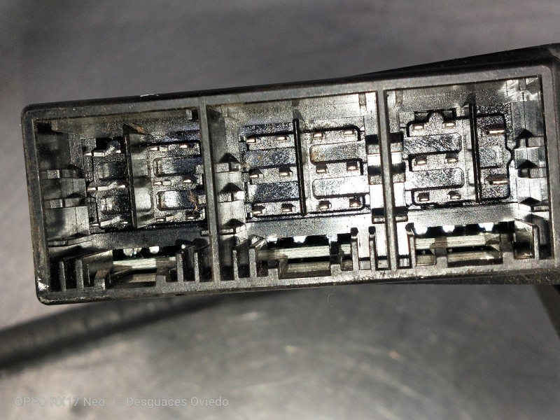 Recambio de elevalunas delantero izquierdo para volkswagen polo (9n1) conceptline referencia OEM IAM 602959802A 400703C 5P