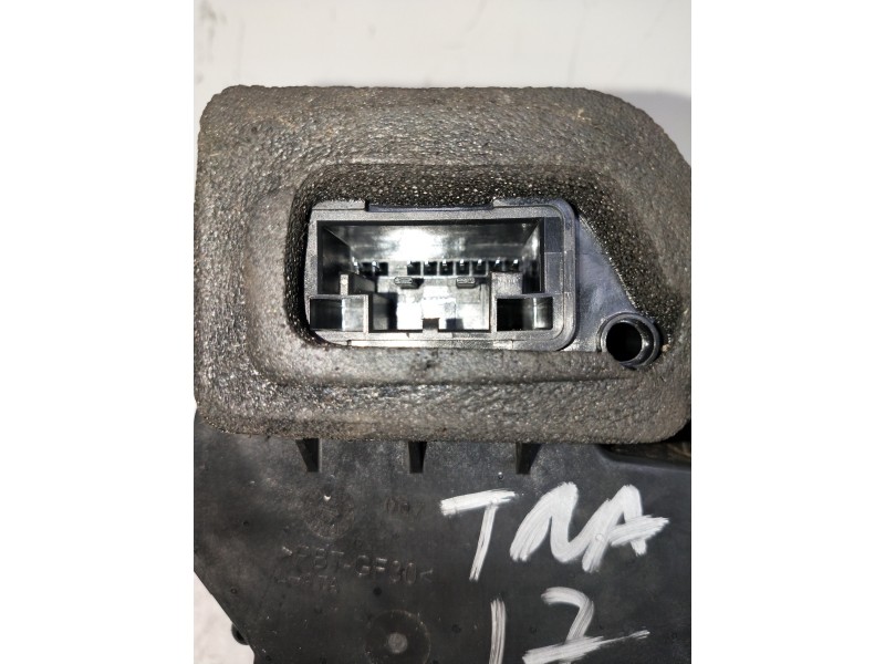 Recambio de motor cierre centralizado porton para audi a6 berlina (4a2) 40 tdi design referencia OEM IAM 4K0839015Q  5P