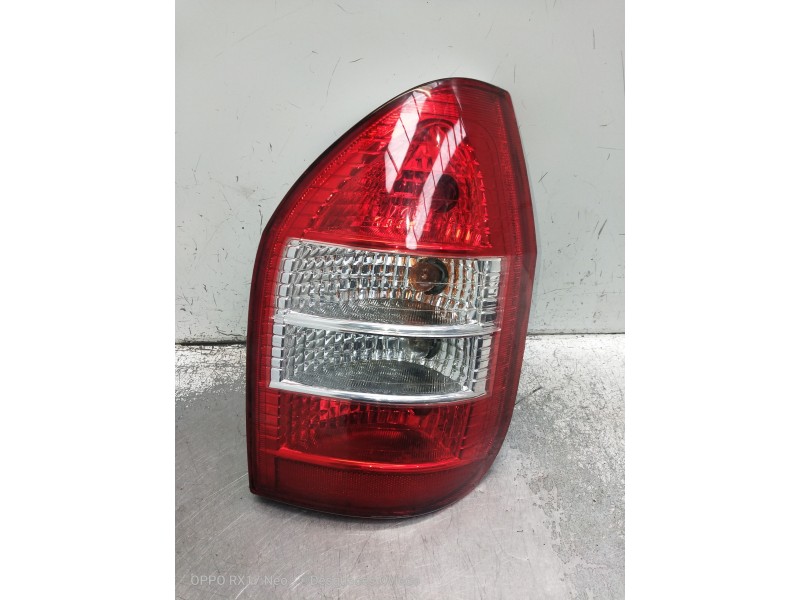 Recambio de piloto trasero derecho para opel zafira a increibles referencia OEM IAM 084421923RF  