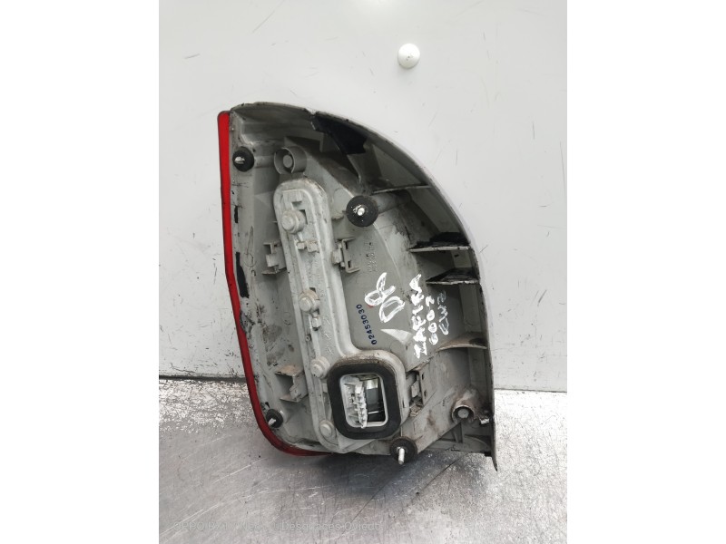 Recambio de piloto trasero derecho para opel zafira a increibles referencia OEM IAM 084421923RF  