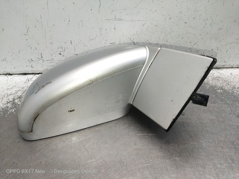 Recambio de retrovisor derecho para chevrolet captiva 2.0 vcdi ls referencia OEM IAM ELECTRICO 1 ENCHUFE 7 CABLES