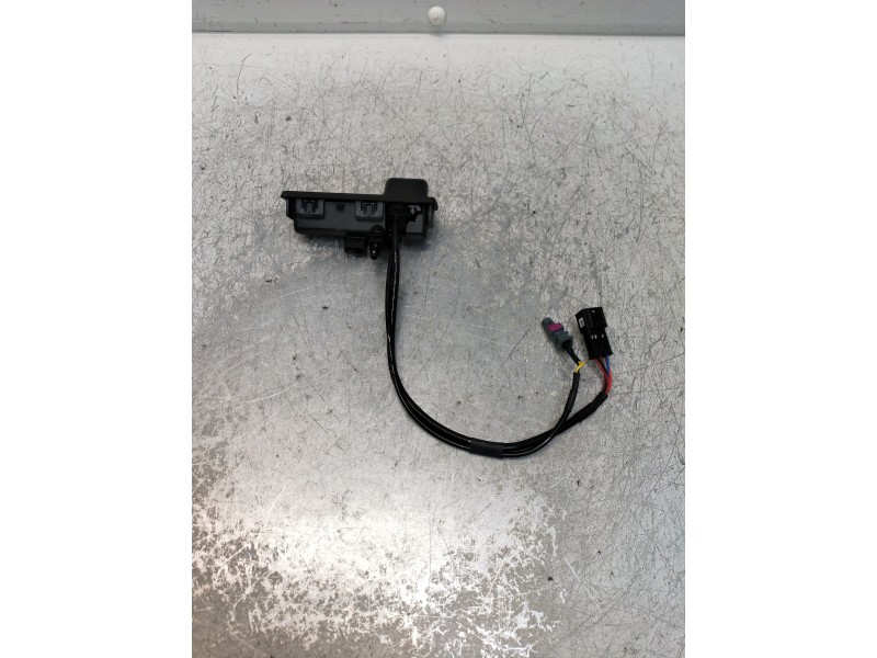 Recambio de modulo electronico para audi a6 berlina (4a2) 40 tdi design referencia OEM IAM 8W8827566E  MANETA POSTERIOR DEL PORT