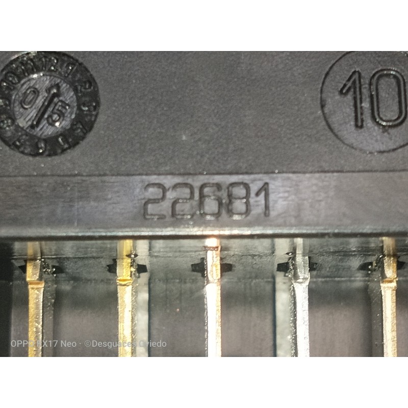 Recambio de mando elevalunas delantero izquierdo para citroen xsara picasso 1.6 hdi 110 exclusive referencia OEM IAM 22681  5P