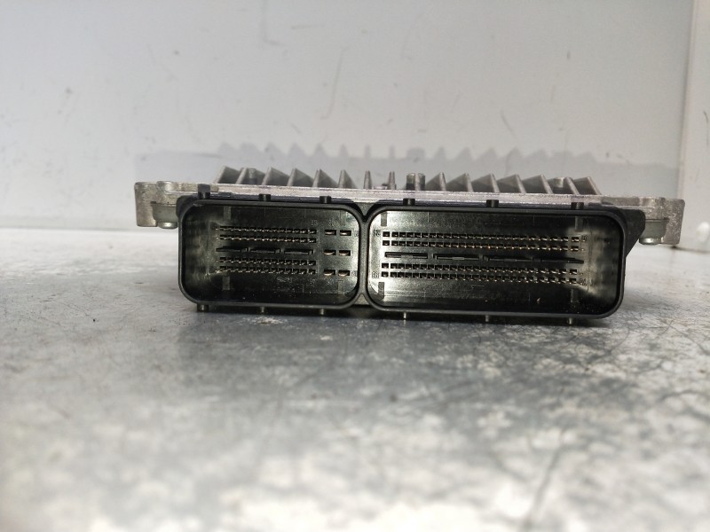 Recambio de centralita motor uce para land rover range rover sport v6 td s referencia OEM IAM 0281014671 9X2Q12A650 