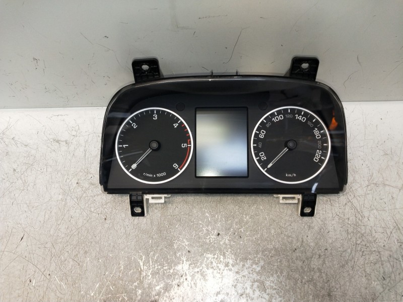 Recambio de cuadro instrumentos para land rover range rover sport v6 td s referencia OEM IAM AH2210849EJ AH2214C026AJ 