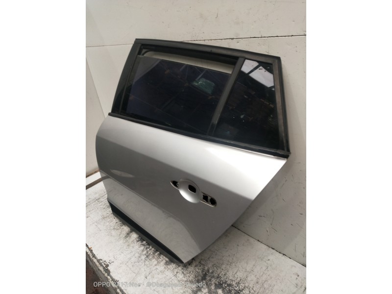 Recambio de puerta trasera izquierda para renault megane iii sport tourer dynamique referencia OEM IAM   5P