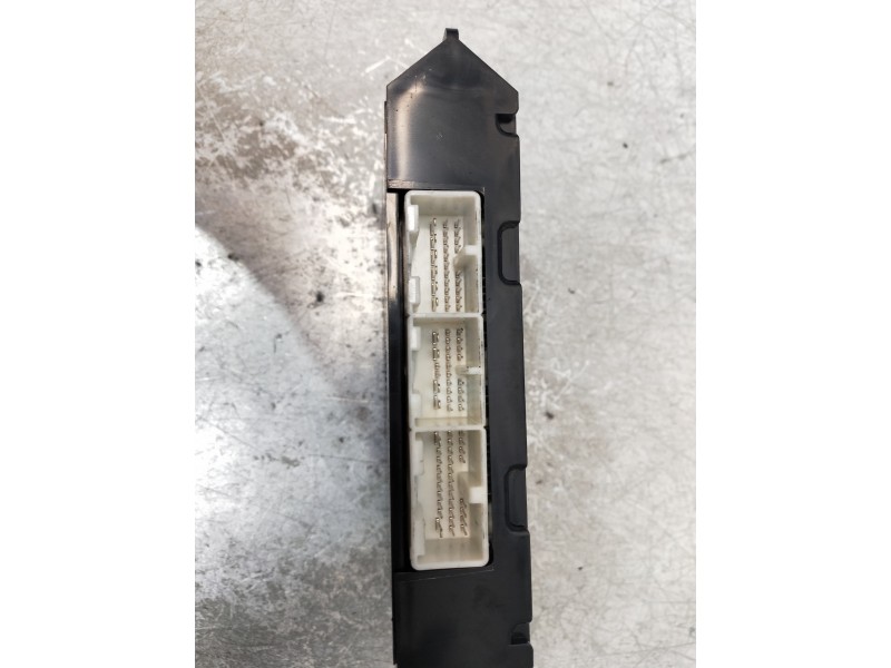 Recambio de modulo electronico para land rover range rover sport v6 td s referencia OEM IAM AH2218D493AC  