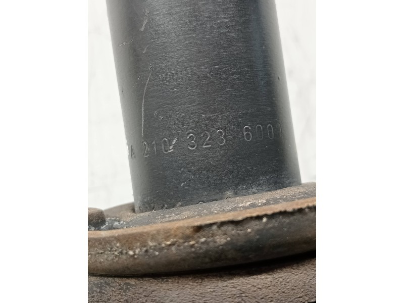 Recambio de amortiguador delantero derecho para mercedes clase e (w210) berlina 280 (210.063) referencia OEM IAM A2103236000  