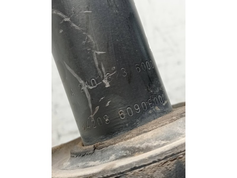 Recambio de amortiguador delantero izquierdo para mercedes clase e (w210) berlina 280 (210.063) referencia OEM IAM A2103236000  