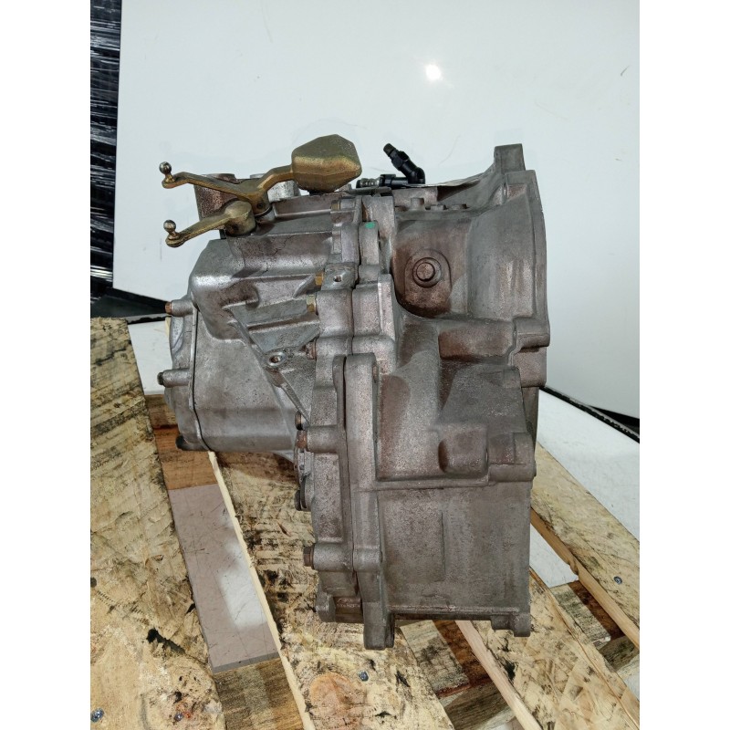 Recambio de caja cambios para saab 9-3 berlina 2.2 tid arc referencia OEM IAM FMS7301 S4331 B23887 5V