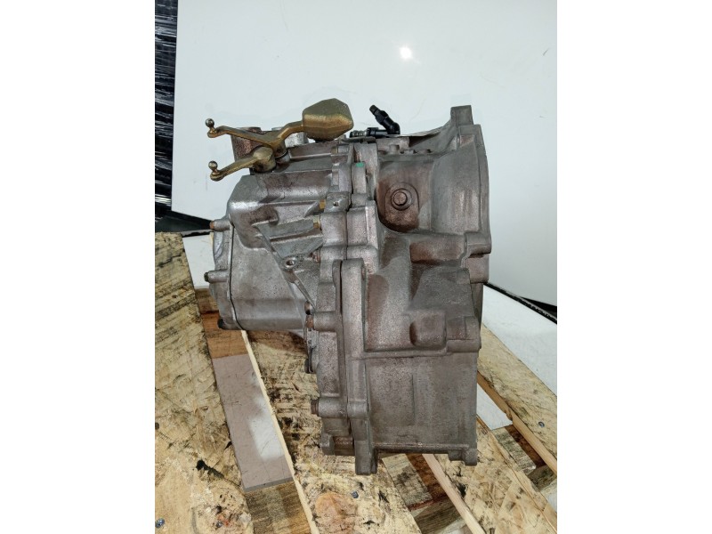 Recambio de caja cambios para saab 9-3 berlina 2.2 tid arc referencia OEM IAM FMS7301 S4331 B23887 5V