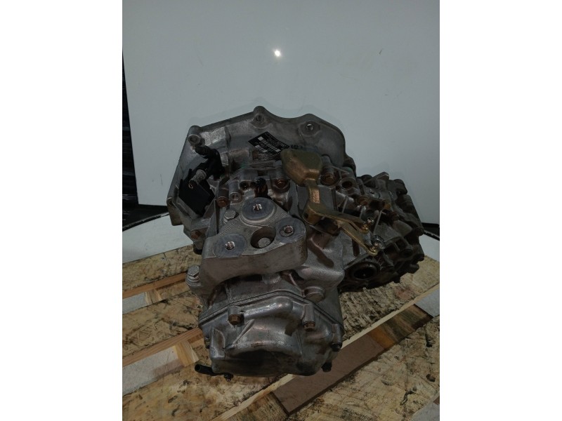 Recambio de caja cambios para saab 9-3 berlina 2.2 tid arc referencia OEM IAM FMS7301 S4331 B23887 5V