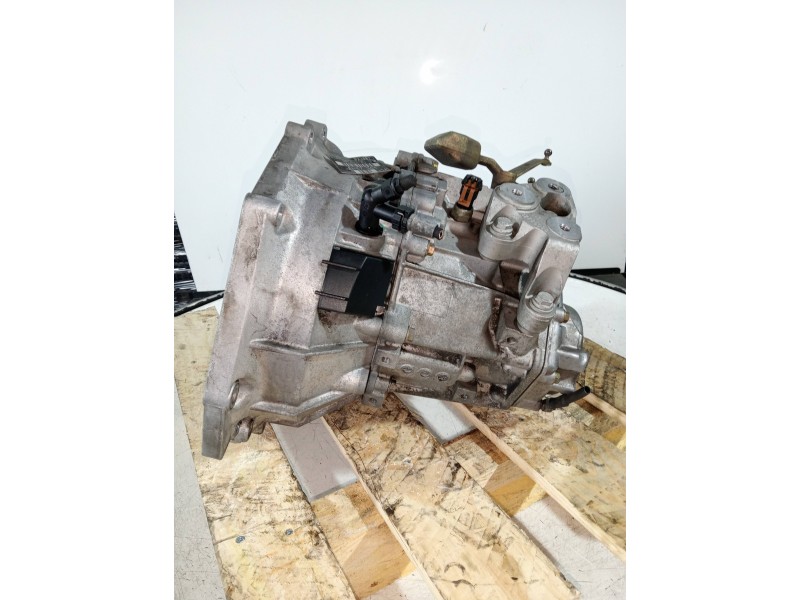 Recambio de caja cambios para saab 9-3 berlina 2.2 tid arc referencia OEM IAM FMS7301 S4331 B23887 5V