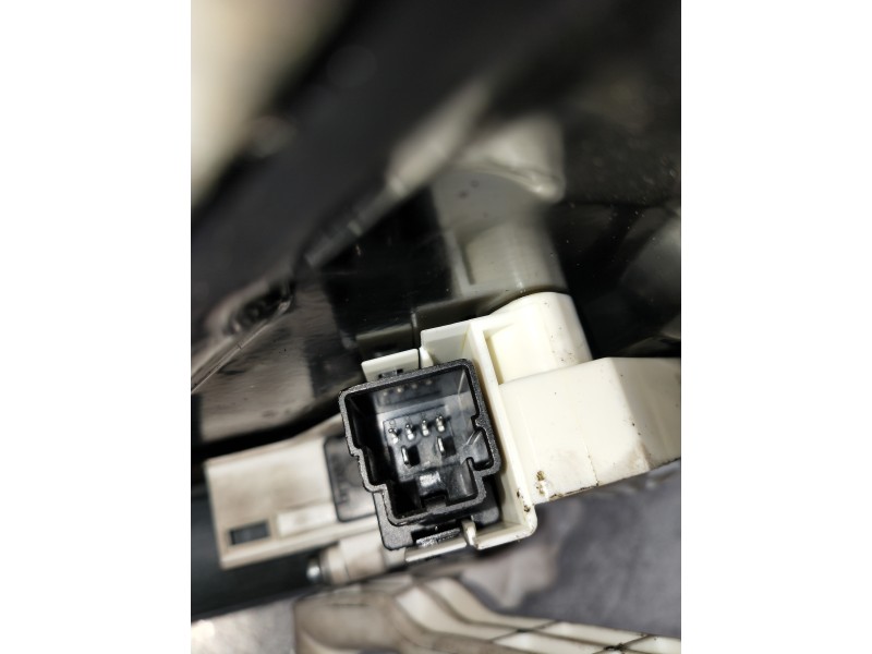 Recambio de elevalunas trasero derecho para land rover range rover sport v6 td s referencia OEM IAM AH2227000AA  