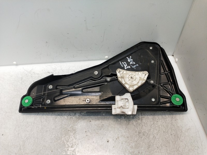 Recambio de elevalunas trasero derecho para land rover range rover sport v6 td s referencia OEM IAM AH2227000AA  