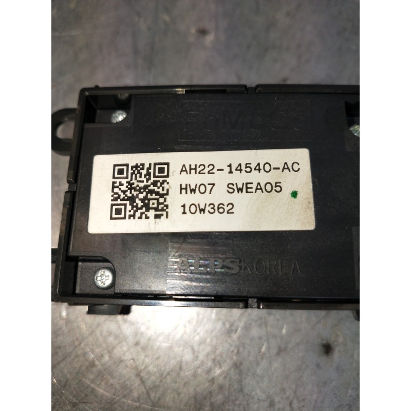Recambio de mando elevalunas delantero izquierdo para land rover range rover sport v6 td s referencia OEM IAM AH2214540AC  