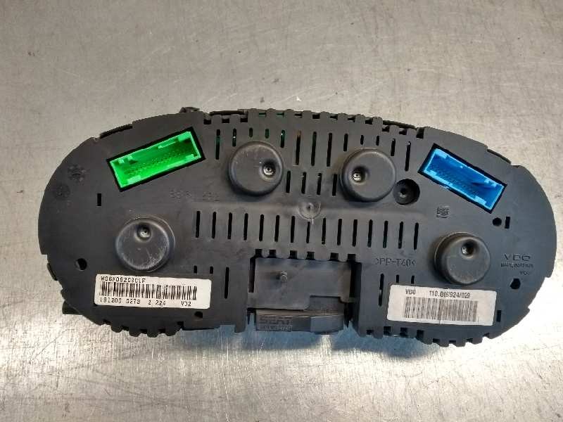 Recambio de cuadro instrumentos para seat cordoba berlina (6k2) 1.9 tdi referencia OEM IAM 110008924029 W06K0920801F 