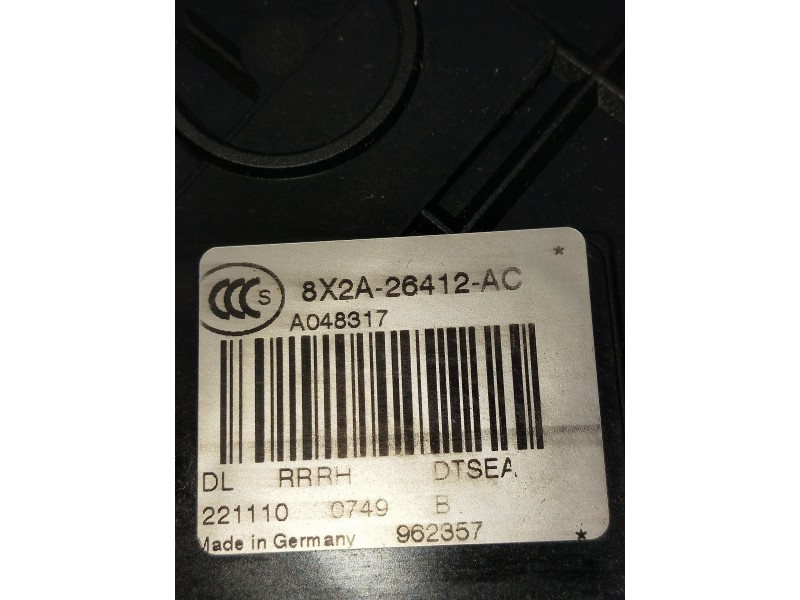 Recambio de motor cierre centralizado trasero derecho para land rover range rover sport v6 td s referencia OEM IAM 8X2A26412AC  