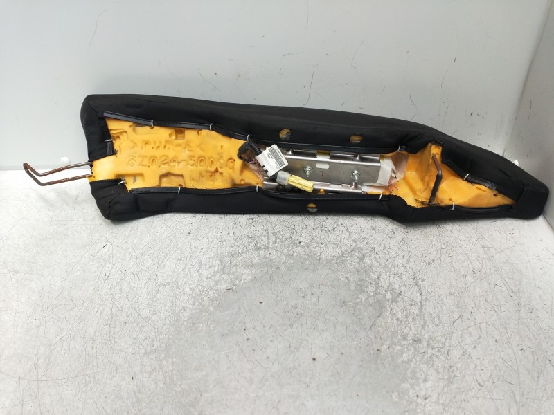 Recambio de airbag lateral delantero izquierdo para hyundai i40 style blue referencia OEM IAM 895103Z800  