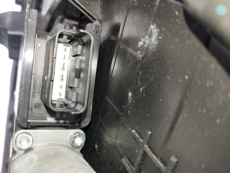 Recambio de elevalunas delantero izquierdo para hyundai i40 style blue referencia OEM IAM 813103Z000  4P