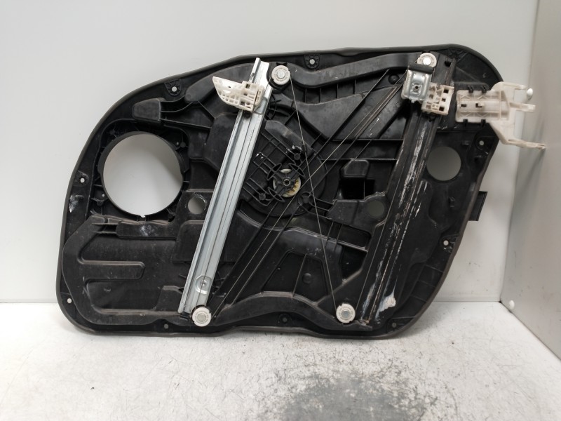 Recambio de elevalunas delantero izquierdo para hyundai i40 style blue referencia OEM IAM 813103Z000  4P