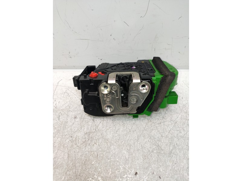 Recambio de motor cierre centralizado trasero derecho para hyundai i40 style blue referencia OEM IAM 814203Z000  4P