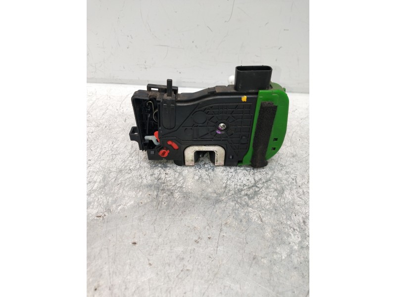 Recambio de motor cierre centralizado trasero derecho para hyundai i40 style blue referencia OEM IAM 814203Z000  4P