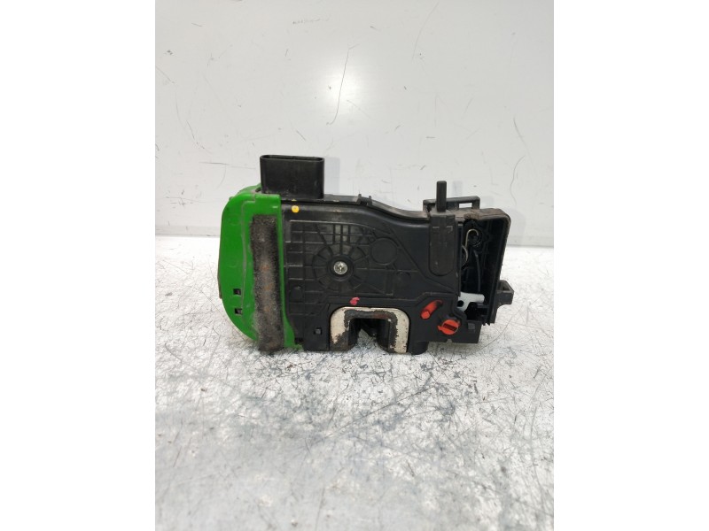 Recambio de motor cierre centralizado trasero izquierdo para hyundai i40 style blue referencia OEM IAM   4P
