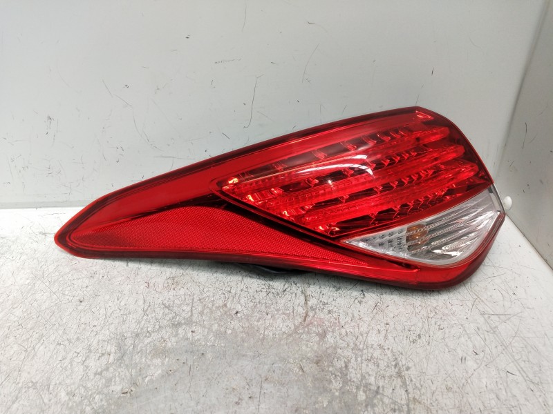 Recambio de piloto trasero izquierdo para hyundai i40 style blue referencia OEM IAM   